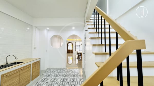 Main image of White House in Than Thong 1 - HSMP1421