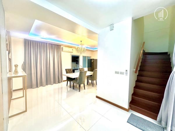 Image of House Luxuriously near IKEA  - HRMP1541