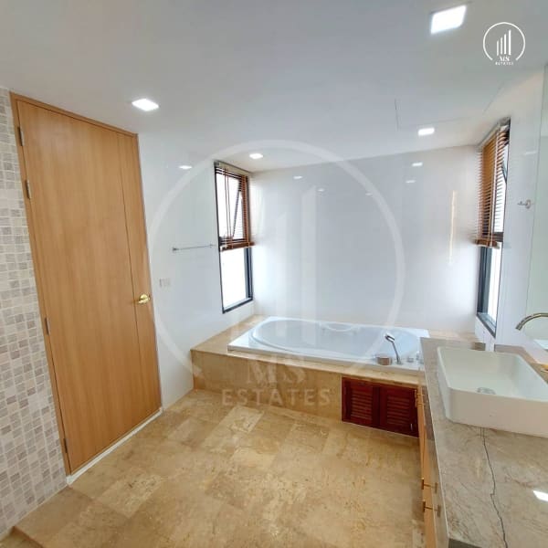 Main image of Modern Oasis Pool Villa In Chalong - VSCL1460