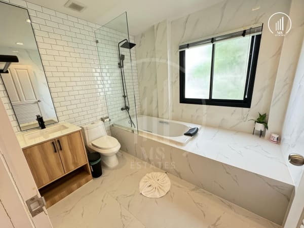 Main image of Cozy Boat Avenue Villa - VRCT1459