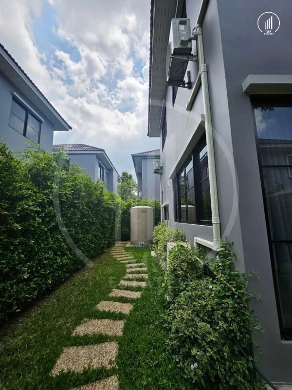 Image of Crown Estate - HSKK1533
