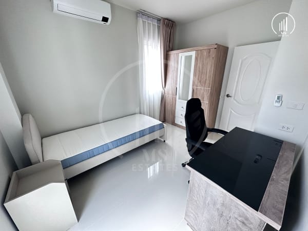 Image of Supicha Sino Kohkeaw - HRKK1497