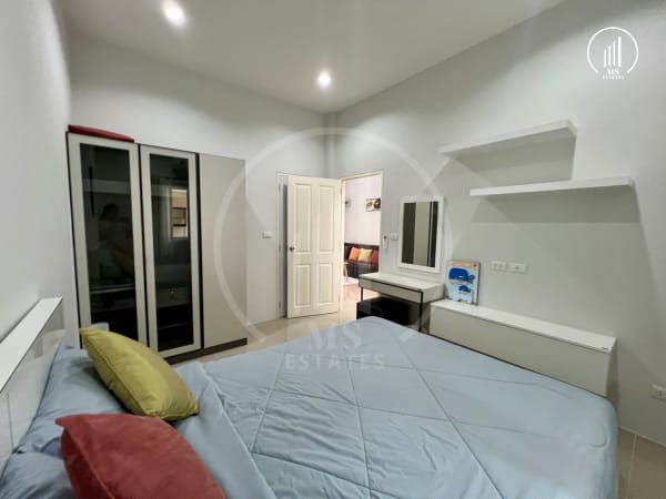 Image of The Rich Palai - HRCL1537