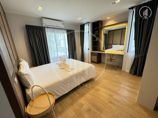 Main image of Cozy Boat Avenue Villa - VRCT1459