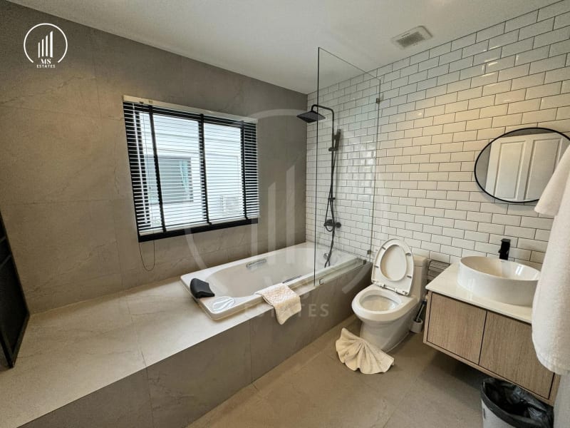 Image of the Listing Luxurious Villa near Boat Avenue - VRLG1613 in Laguna