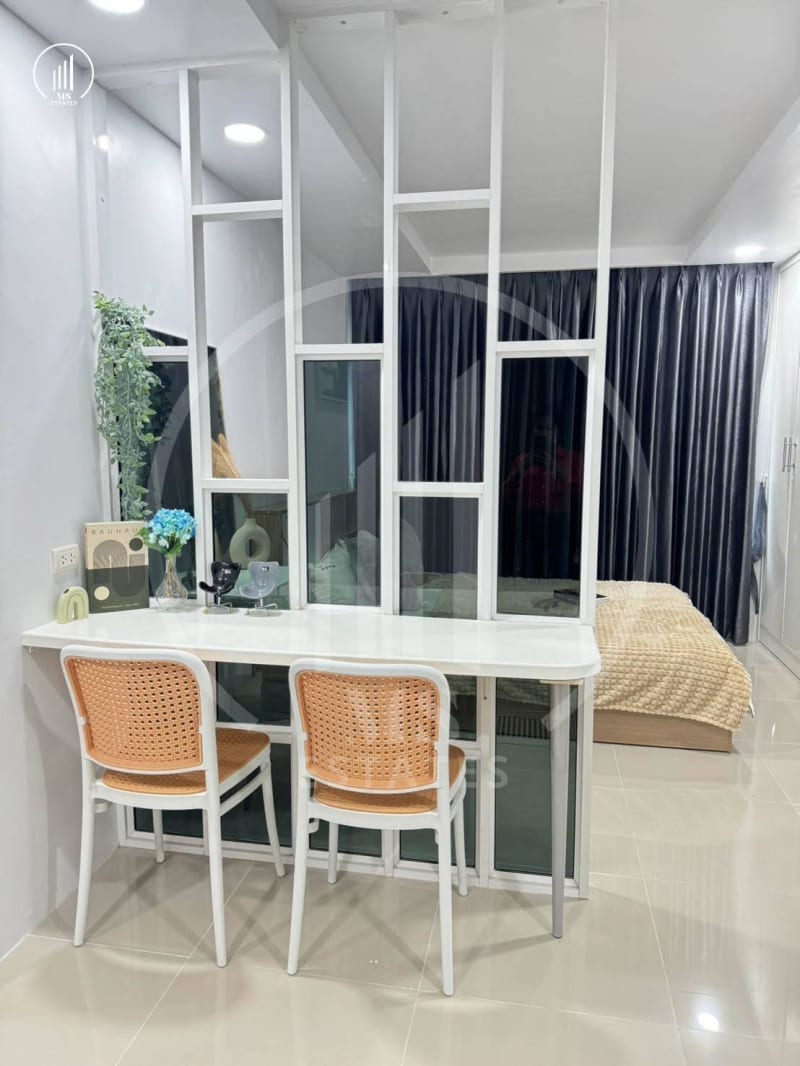 Image of the Listing The Royal Place Condominium - CRMP2929 in Phuket Town