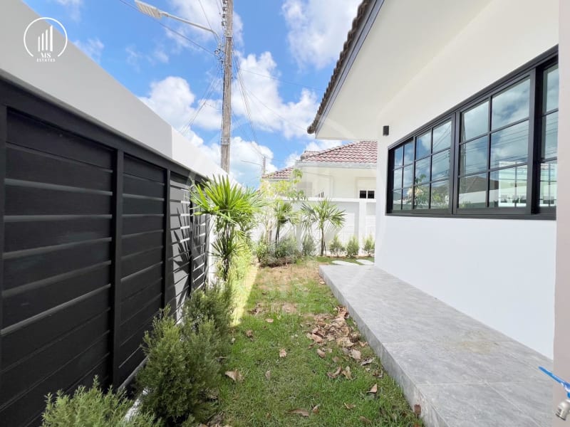 Image of the Listing Single-Story Semi-Detached House for Sale - HSCL2714 in Chalong