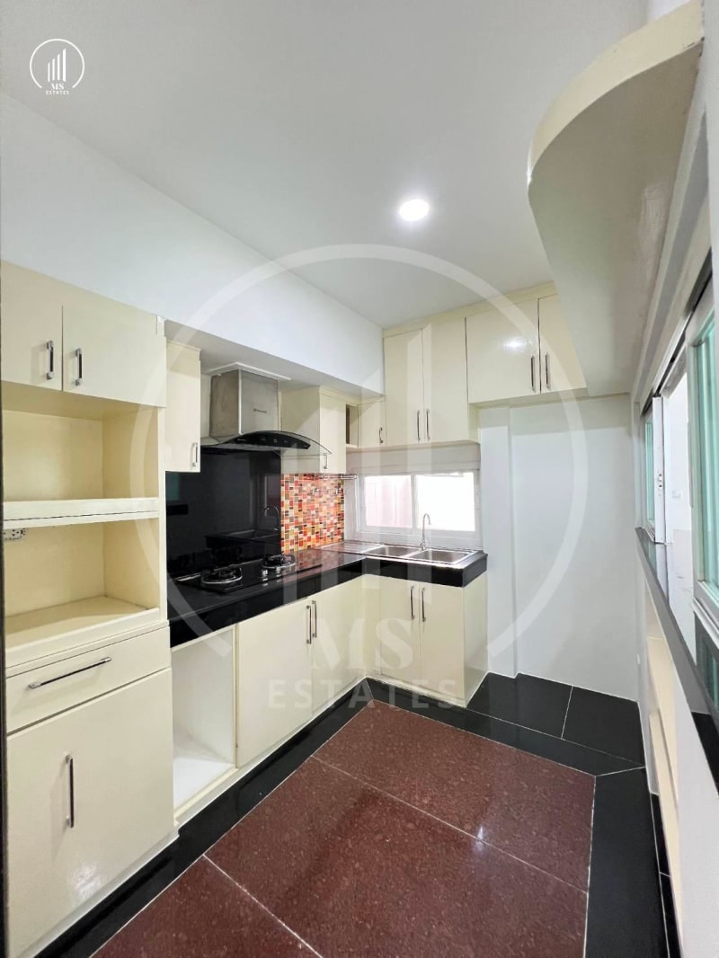 Image of the Listing Irrawadee Getho Kathu - HSKT3271 in Kathu