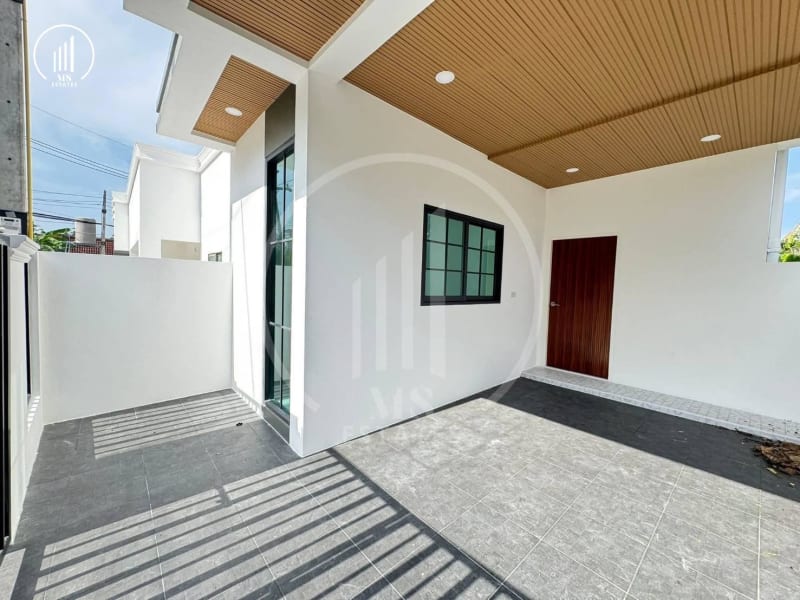 Image of the Listing A modern semi-detached house in Soi Klum Yang, Chalong - HSCL2715 in Chalong