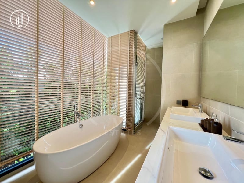 Image of the Listing Brand New Villa at Boat Avenue Resident - VRLG1772 in Laguna