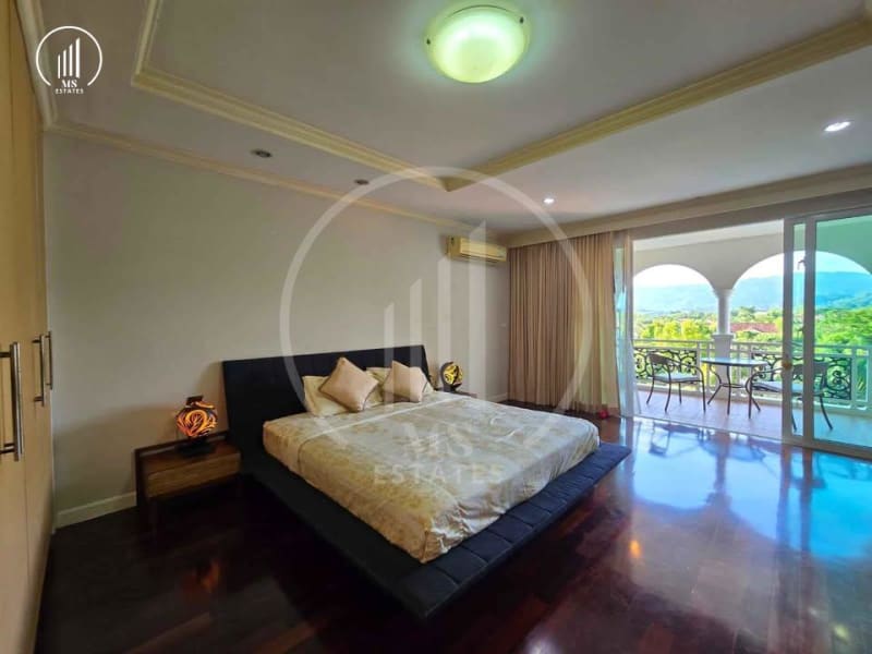 Image of the Listing  Heritage - CRKT1965 in Kathu