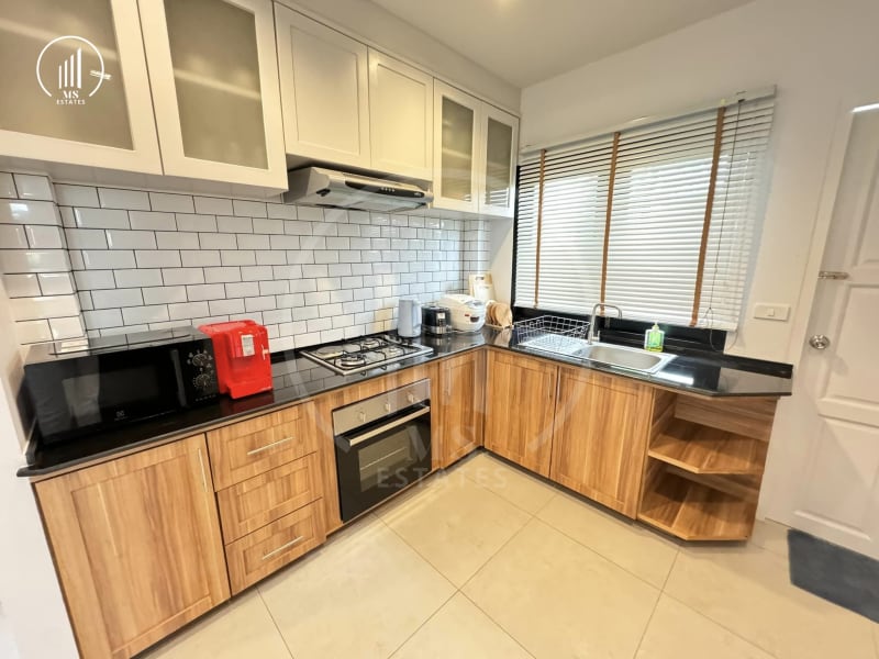 Image of the Listing Luxurious Villa near Boat Avenue - VRLG1613 in Laguna