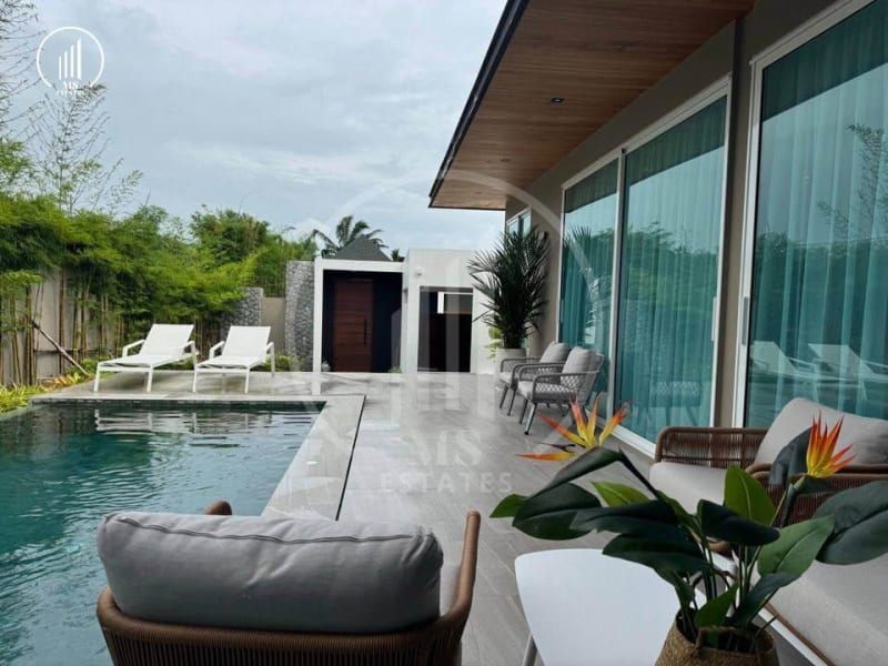 Image of the Listing Luxury Pool Villa in Rawai  - VRRW2955 in Rawai