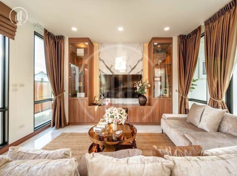 Image of the Listing Luxury Pool Villa in Chalong - VSCL2570 in Chalong