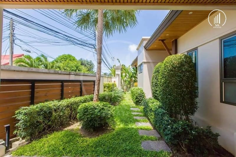 Image of the Listing Private Pool Paradise in Naiharn  - VRNH1582 in Nai Han