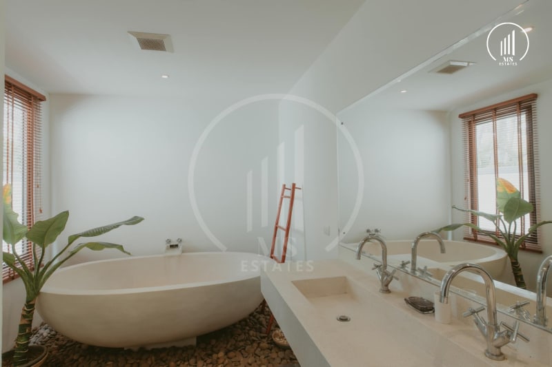 Image of the Listing Charming Pool Villa in Rawai  - VSRW1547 in Rawai