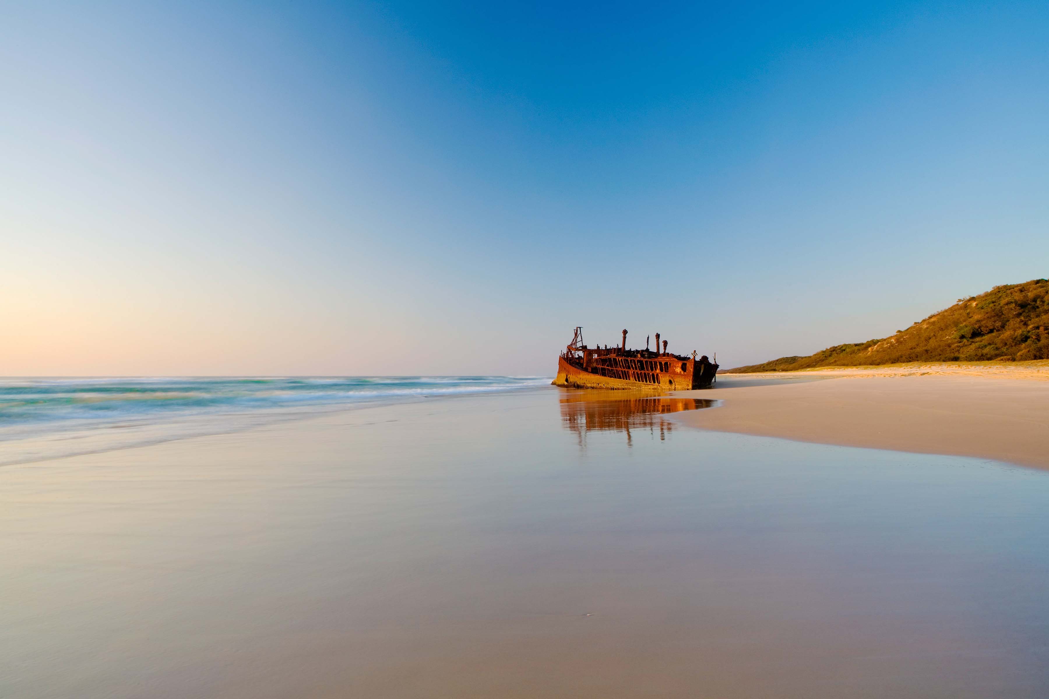 Shipwreck and coastline on K'gari (Fraser Island)