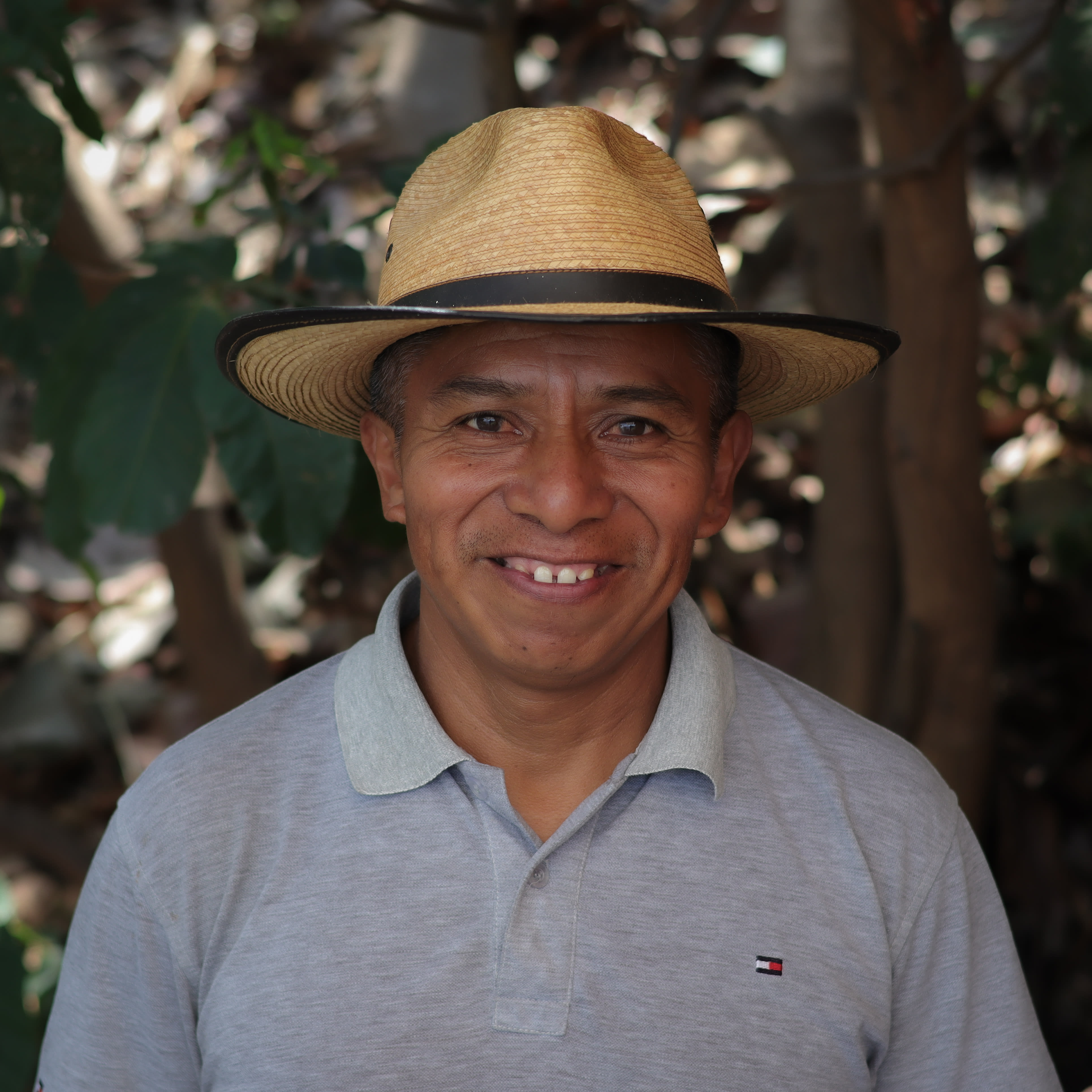 Gilberto, Grounds & Maintenance