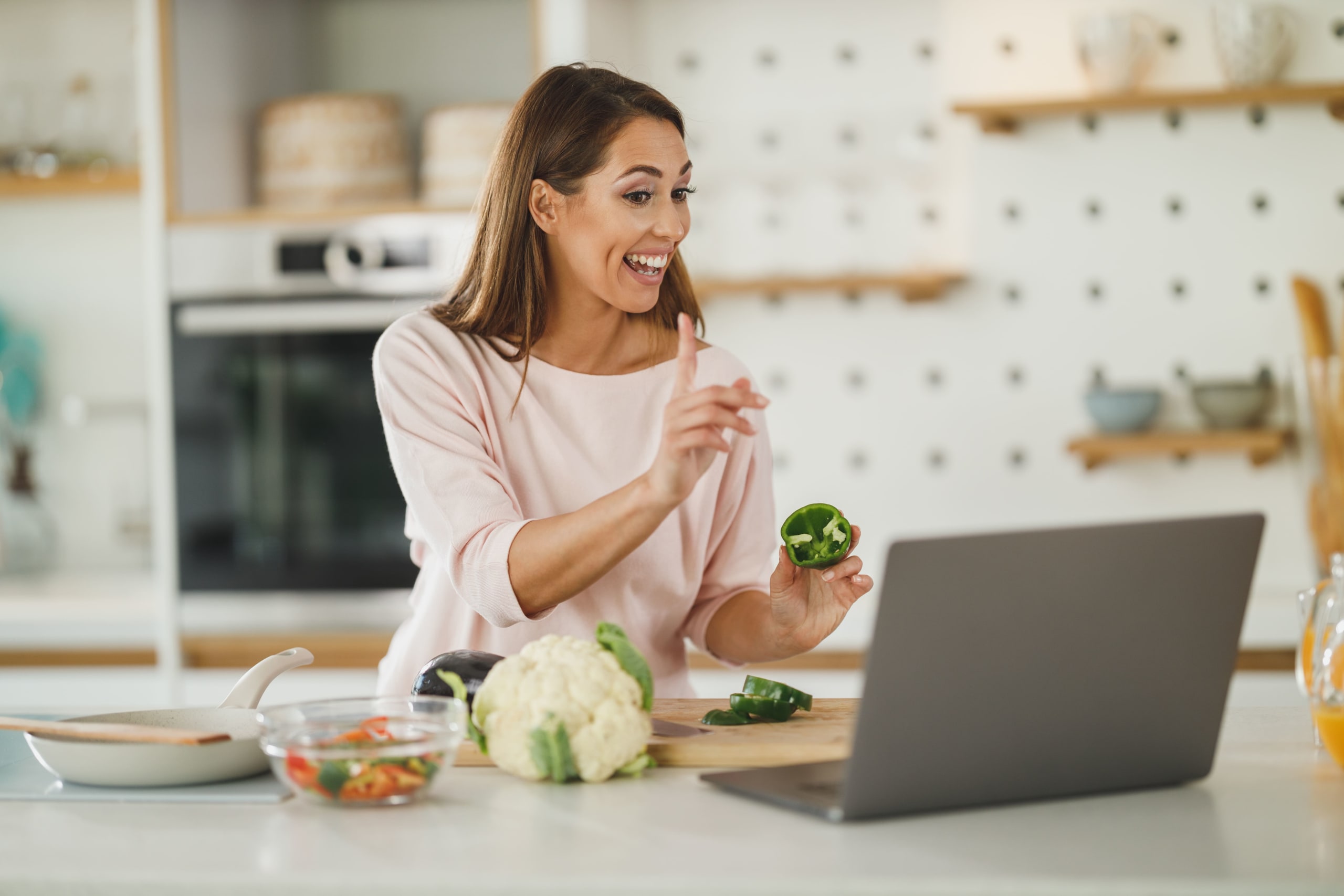 she-update-her-cooking-blog-online-2022-02-07-11-45-01-utc