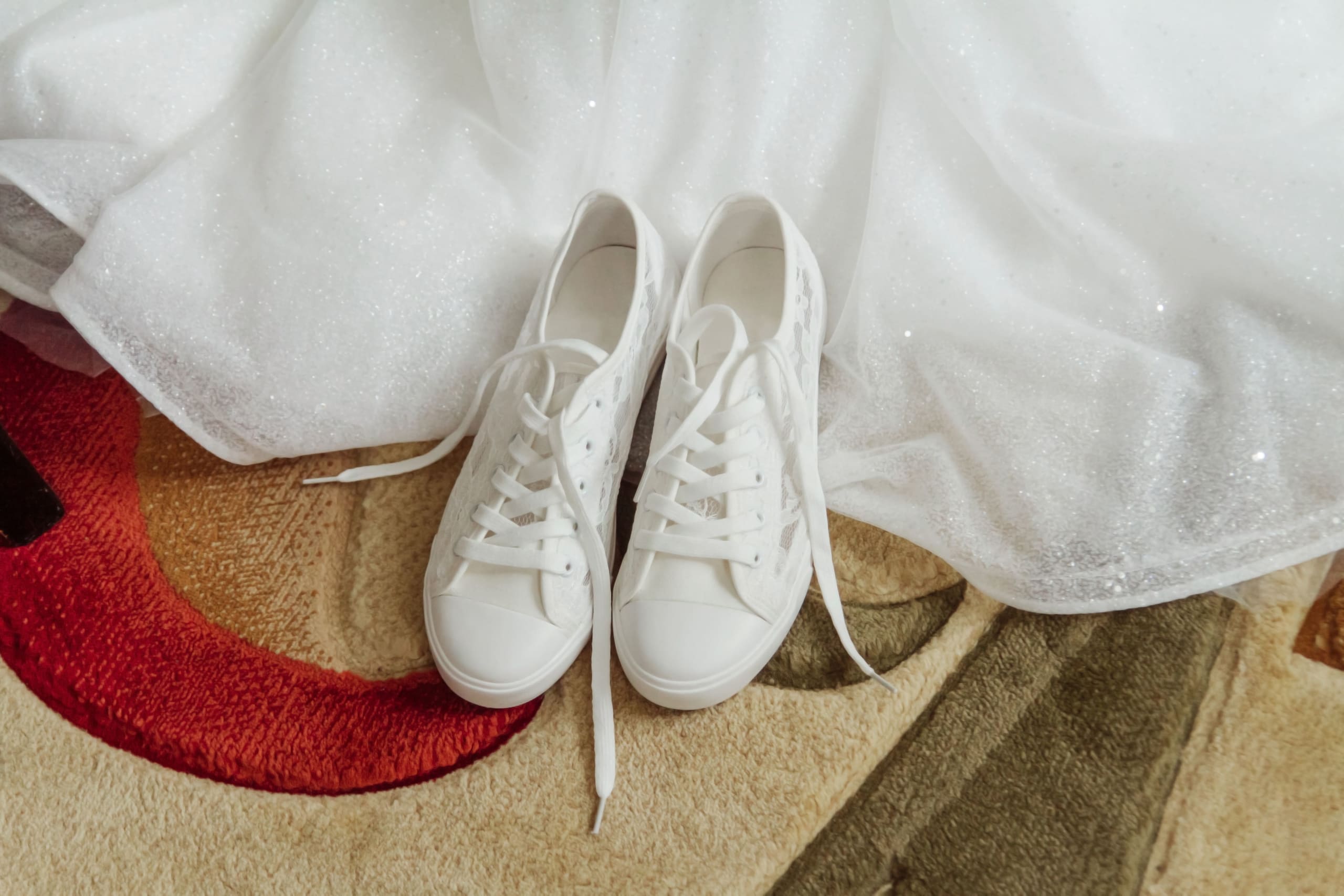 bride-s-white-sneakers-are-next-her-wedding-dress-2022-02-22-05-55-03-utc
