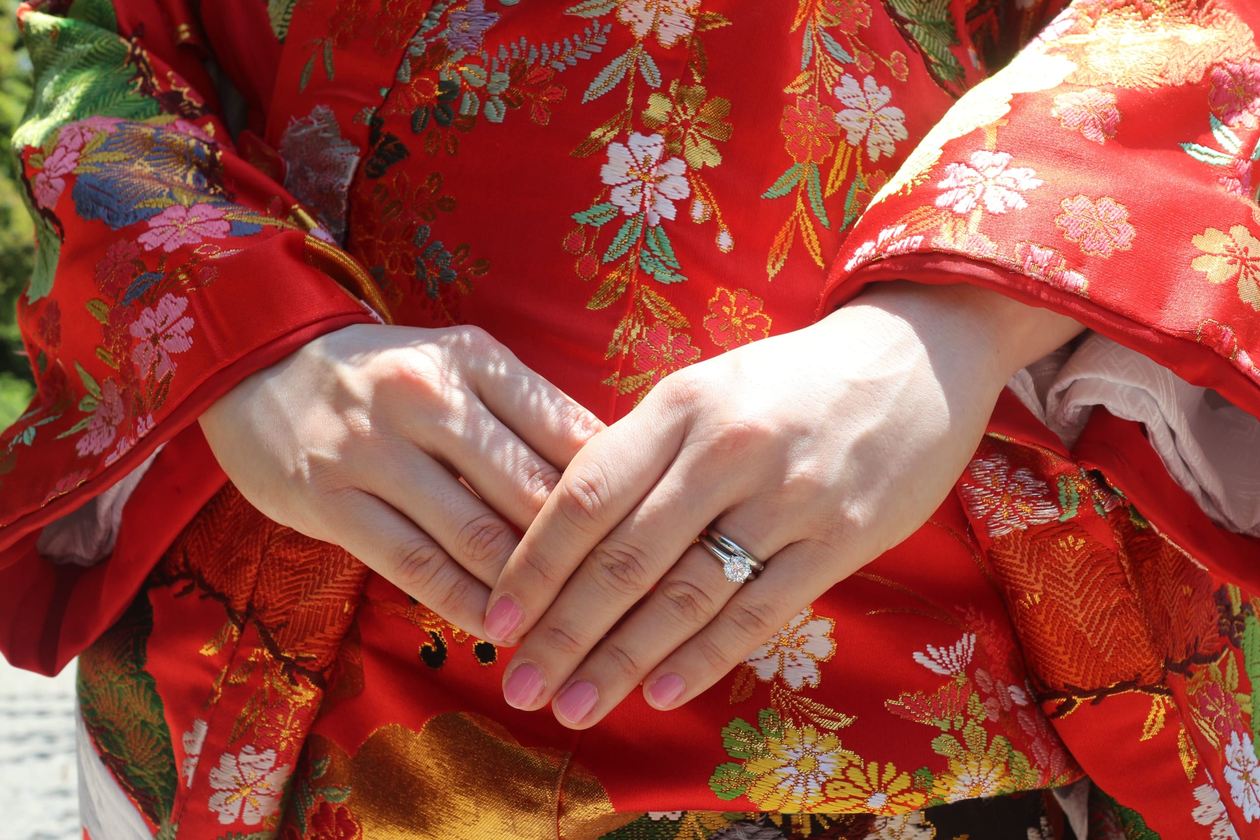 close-up-of-japanese-bride-wearing-traditional-kik-2021-08-31-07-11-41-utc