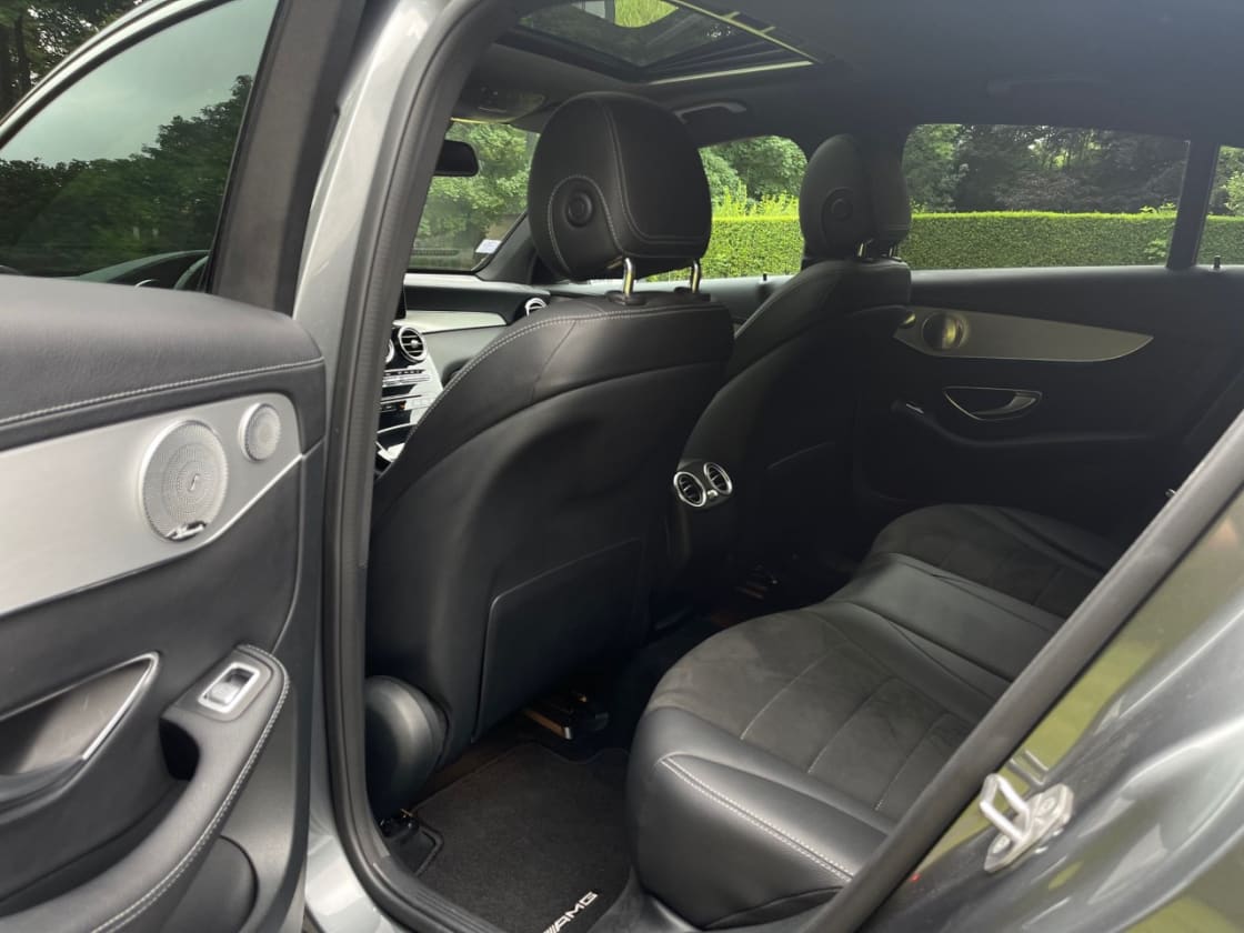 photos TRES BELLE MERCEDES-BENZ GLC COUPE 220D AMG LINE 4 MATIC TOUTES OPTIONS GPS-DVD-CUIR-CLIM-TOIT PANO-CAMERA 360°