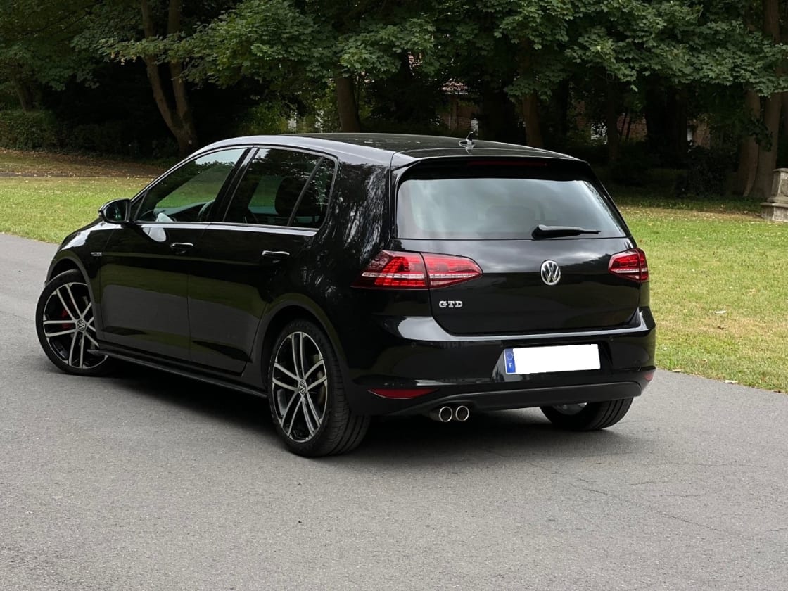 photos TRES BELLE VOLKSWAGEN GOLF7 2.0 GTD 184CH PACK GTD D'ORIGINE TOUTES OPTIONS GARANTIE CHEZ VW