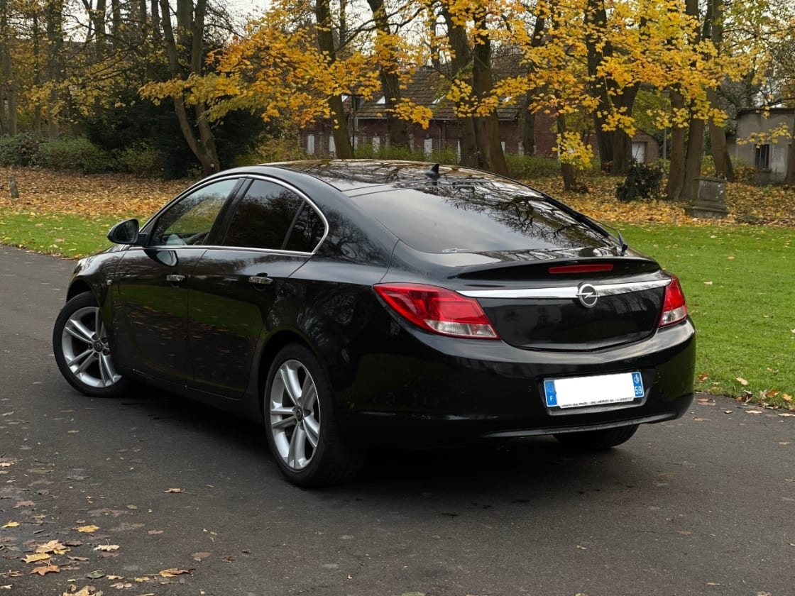 photos TRES BELLE OPEL INSIGNIA 2.0CDTI 130CH PACK COSMO TTES OPTS GPS-CUIR-CLIM AUTO-BLUETOOTH-REG VITESS