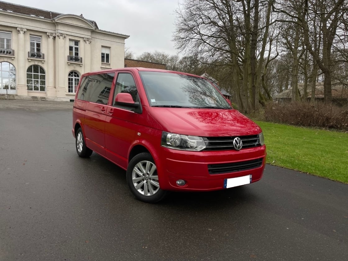 photos TRES BELLE VOLKSWAGEN MULTIVAN 2.0 TDI 180CH TTES OPTIS 7PLACES AVEC LIT + TABLE -REG VITESSE+ BLUETOOTH