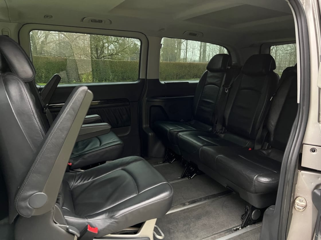 photos TRES BELLE MERCEDES-BENZ VIANO VITO 2.2 CDI 150CH LONG AMBIANTE TTES OPTS- GPS-CUIR-CLIM AUTO-7PLACES