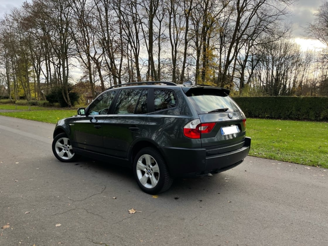 photos TRES BELLE BMW X3 2.0D X-DRIVE PACK SPORT TOUTES OPTIONS GPS-DVD-TV-TOIT PANORAMIQUE-CUIR-CLIM AUTO