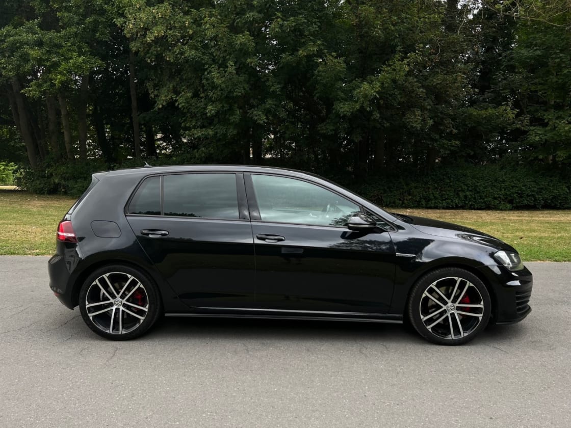 photos TRES BELLE VOLKSWAGEN GOLF7 2.0 GTD 184CH PACK GTD D'ORIGINE TOUTES OPTIONS GARANTIE CHEZ VW