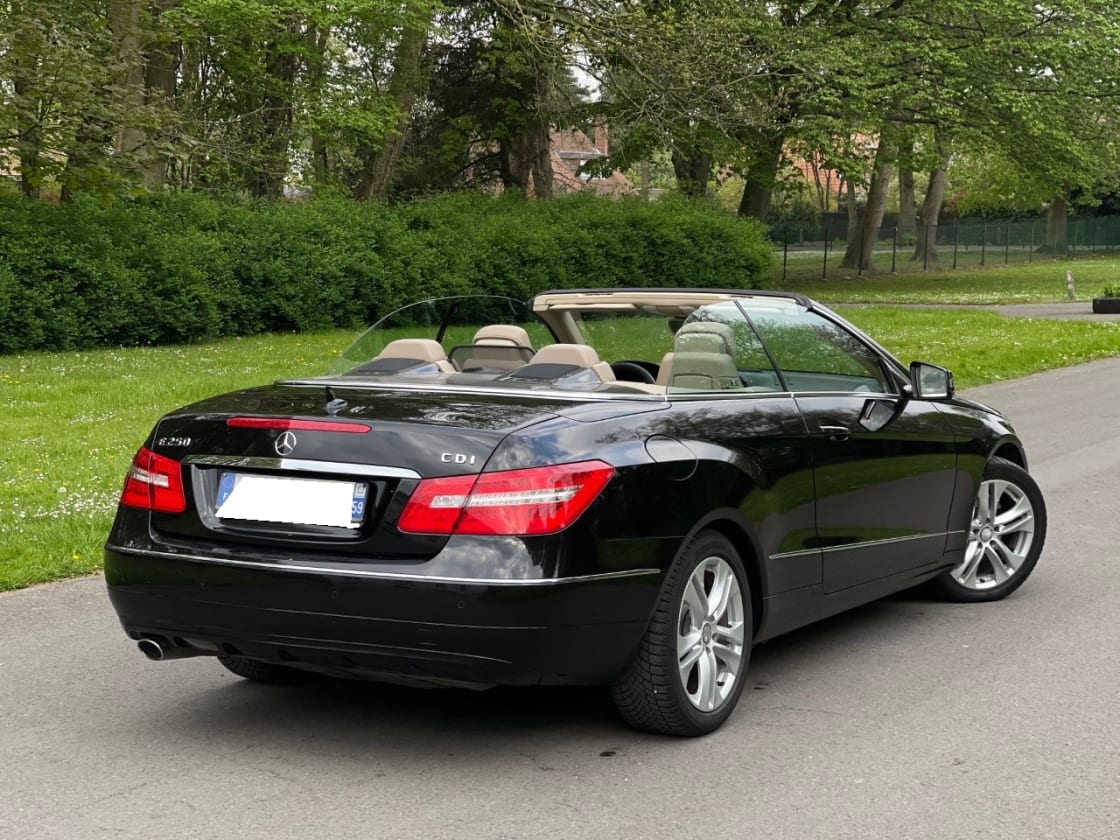 photos TRES BELLE MERCEDES-BENZ E250 CABRIOLET BLUEEFFICIENCY 7G PACK SPORT AMG TTES OPTS GPS-CUIR-CLIM- XENON + LED