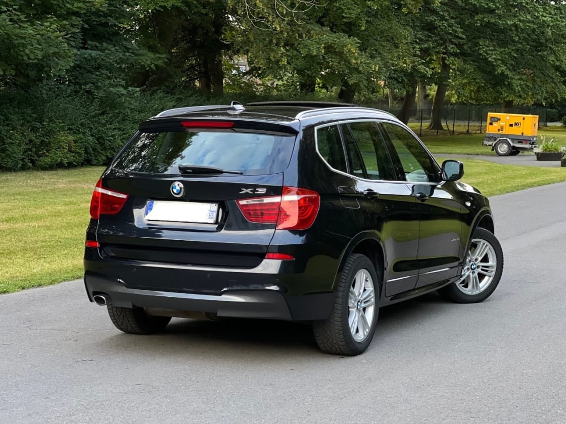 photos TRES BELLE BMW F25 X3 2.0D X-DRIVE 184CH PACK M TOUTES OPTIONS GPS PRO-GPS-CLIM-CUIR-TOIT OUVRANT-CAMERA- COFFRE ELECTRIQUE 1ERE MAIN
