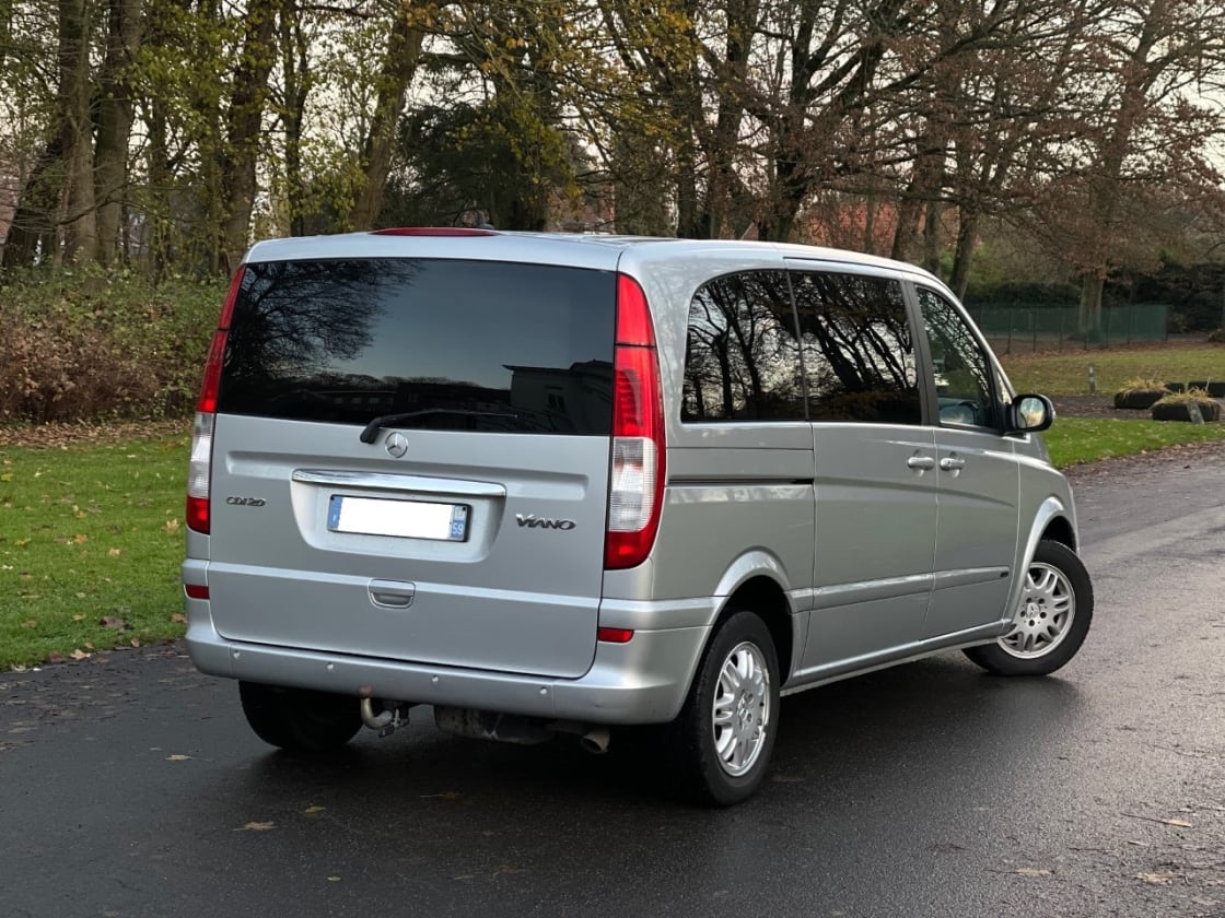 photos TRES BELLE MERCEDES-BENZ VIANO VITO PACK TREND TOUTES OPTIONS -CUIR-CLIM AUTO-REG VITESSE-7PLS