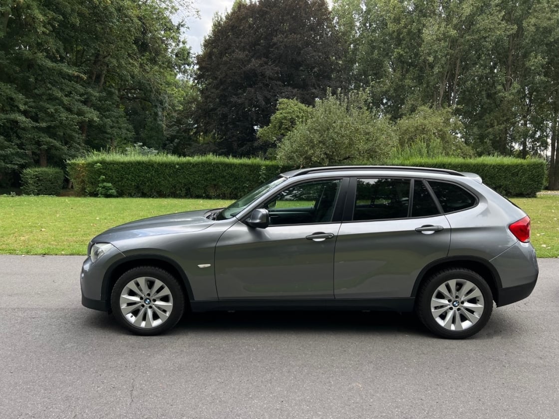 photos TRES BELLE BMW X1 SDRIVE 18D 2.0D PACK SPORT TOUTES OPTIONS