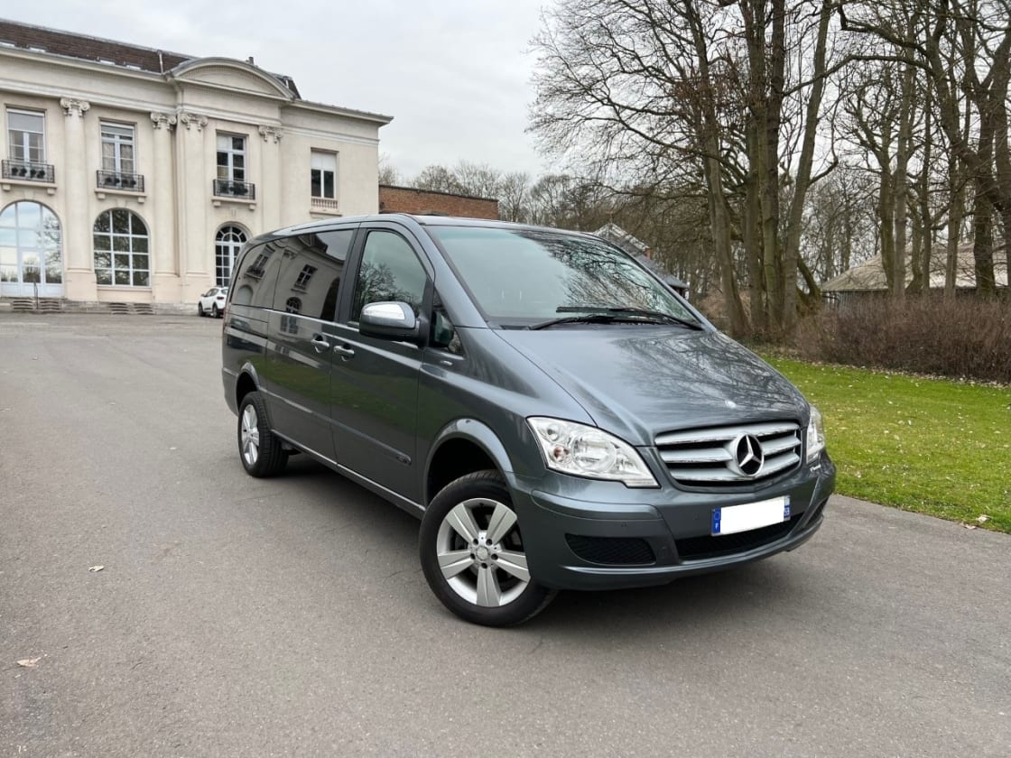 photos TRES BELLE MERCEDES-BENZ VIANO LONG 2.2CDI 4MATIC 163CH PACK AMBIANTE TTES OPTS GPS PRO-CUIR-CLIM AUTO 