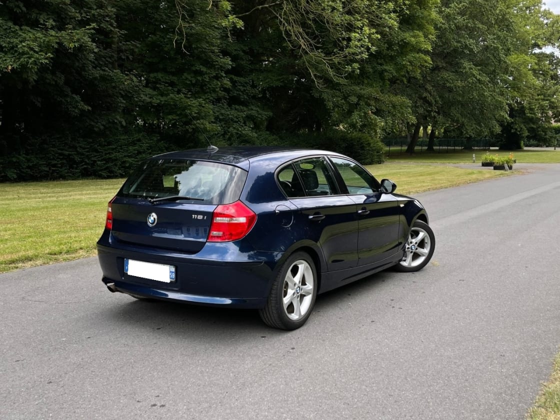 photos Tres belle bmw e87 116i pack sport toutes options 1ere main