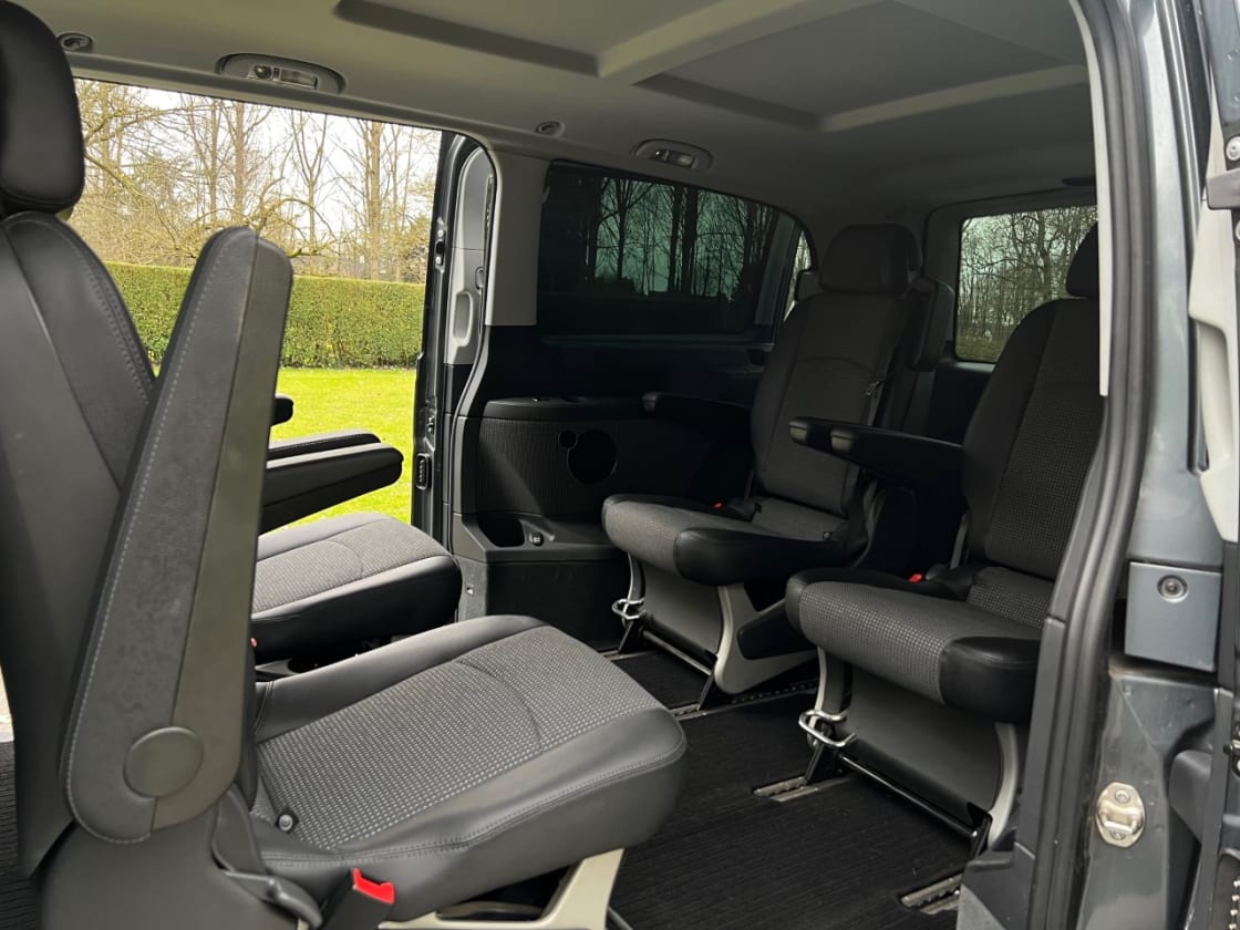 photos TRES BELLE MERCEDES-BENZ VIANO LONG 2.2CDI 4MATIC 163CH PACK AMBIANTE TTES OPTS GPS PRO-CUIR-CLIM AUTO 