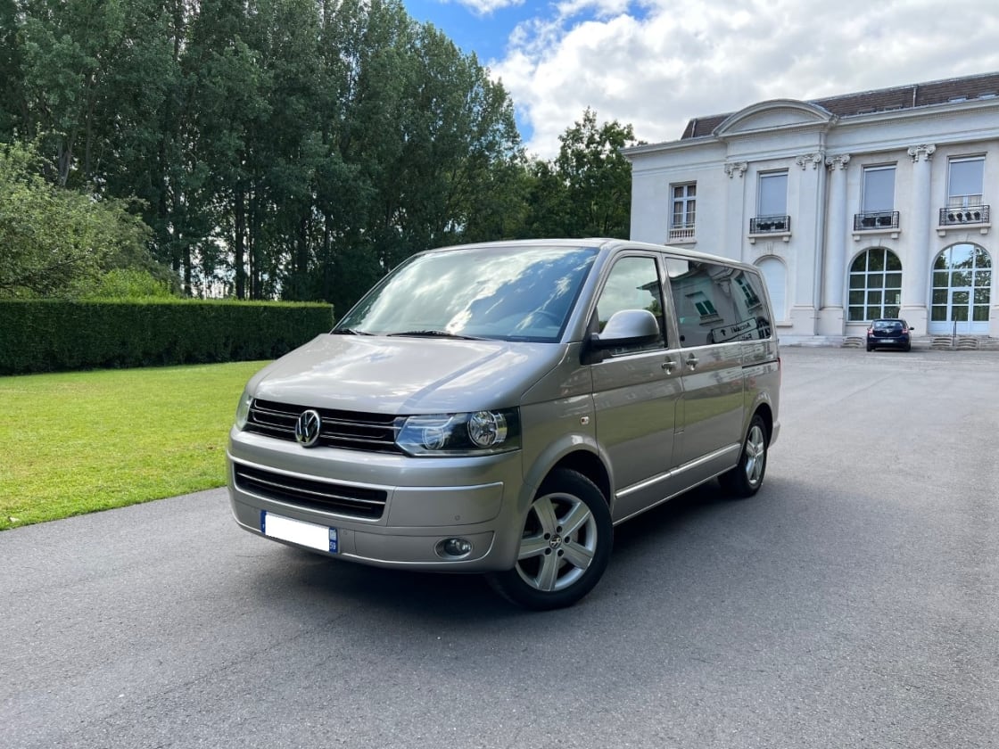 photos TRES BELLE VOLKSWAGEN MULTIVAN 2.0 TDI PACK CARRAT GPS-CUIR-CLIM-CHAUFFAGE STATIONNAIRE 7PLS+LIT