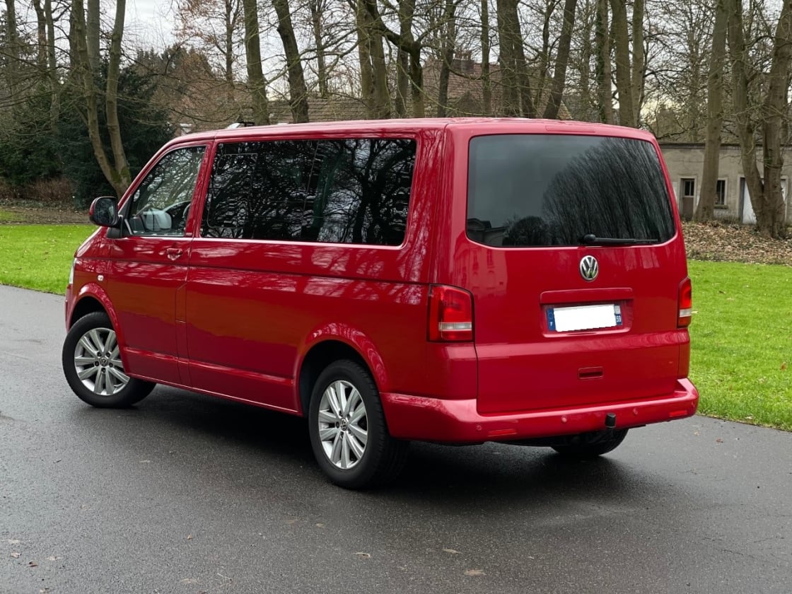 photos TRES BELLE VOLKSWAGEN MULTIVAN 2.0 TDI 180CH TTES OPTIS 7PLACES AVEC LIT + TABLE -REG VITESSE+ BLUETOOTH