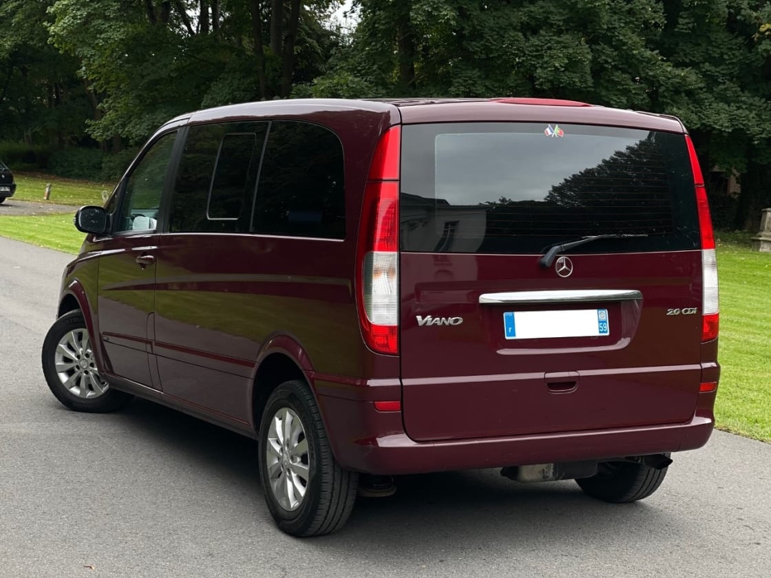 photos Tres belle mercedes-benz viano vito 2.0 cdi westfalia FUN lit toutes options - lit + table