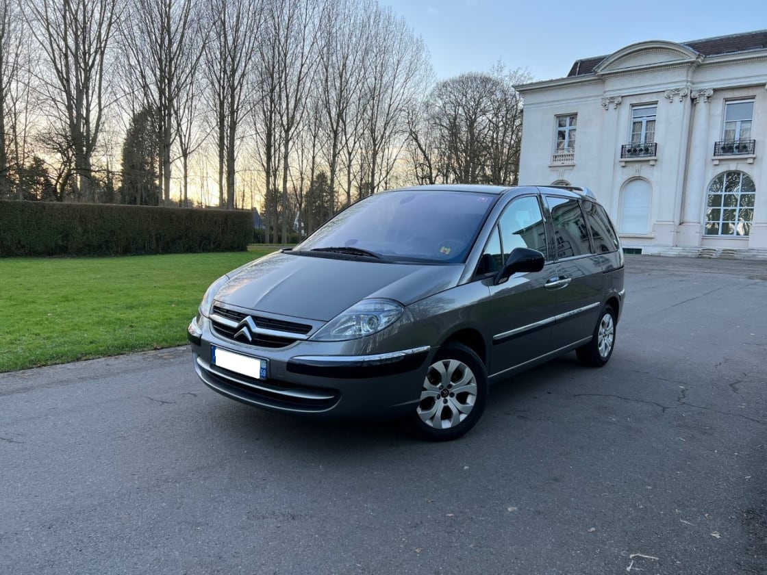 photos TRES BELLE CITROEN C8 2.0 HDI 136CH PHASE ll PACK EXCLUSIVE TTES OPTIS GPS-REG VITESS-BLUETOOTH-CLIM AUTO
