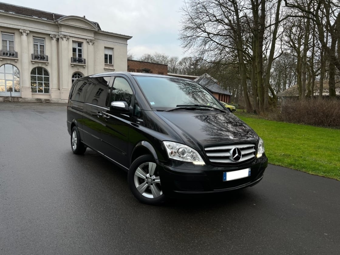 photos TRES BELLE MERCEDES-BENZ VIANO LONG 2.2CDI 163CH AMBIANTE TTES OPTS GPS-CLIM -CUIR-XENON-TABLE-7PLS + PORTE ELECTRIQUE