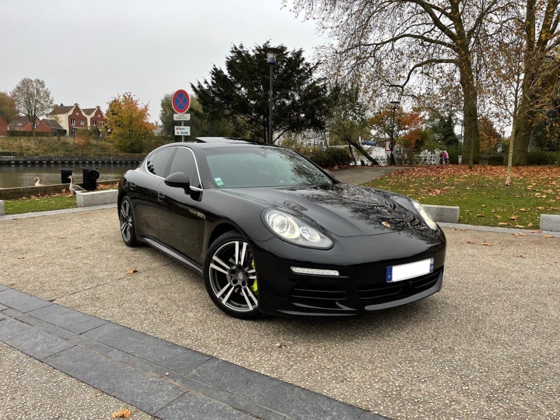 photos TRES BELLE PORSCHE PANAMERA 3.0 4S V6 PDK E-HYBRID GPS PRO-TV-CUIR-CLIM-TOIT PANO-XENON-CAMERA360° 