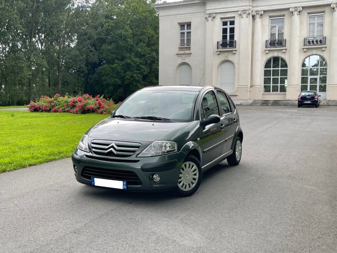 photos TRES BELLE CITROEN C3 1.4I 75CH PACK ATTRACTION TOUTES OPTIONS