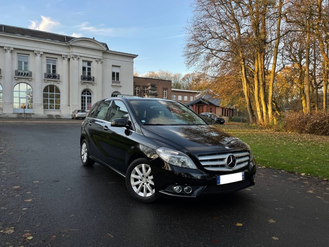 photos TRES BELLE MERCEDES-BENZ B180 CDI PACK SPORT TOUTES OPTIONS GPS-CLIM AUTO-REG VITES-BLUETOOTH