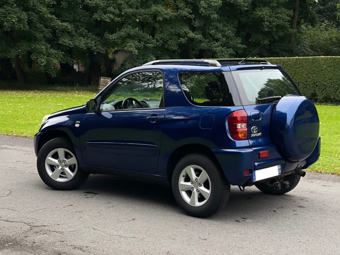 photos TRES BELLE TOYOTA RAV 4 2.0 D4D 115 CH LIMITED EDITION PACK TOUTES OPTIONS MODELE RARE