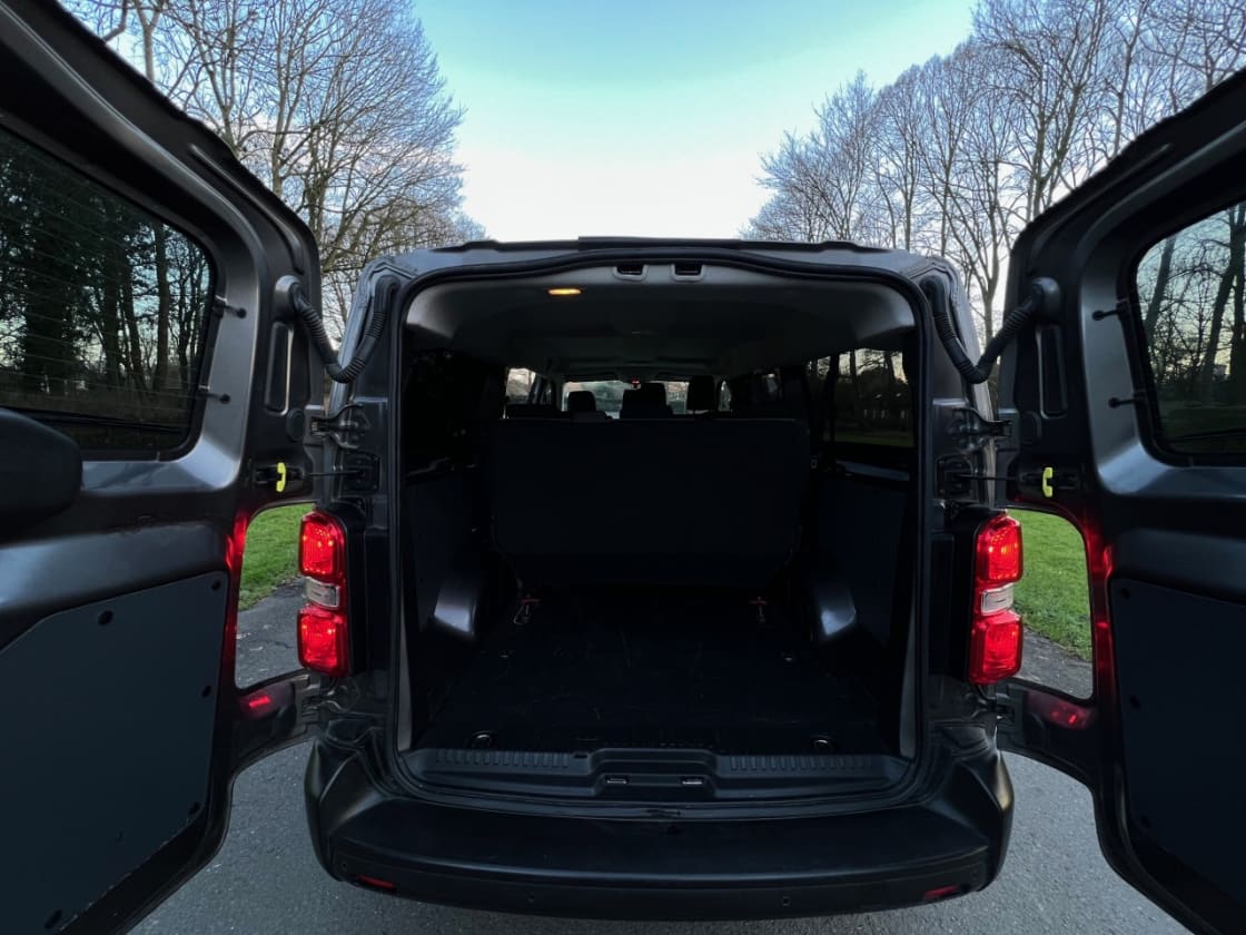 photos TRES BELLE CITROEN JUMPY lll XL LONG CONFORT OUTES OPTIONS CLIM-REG VITESSE-BLUETOOTH- 9 PLACES