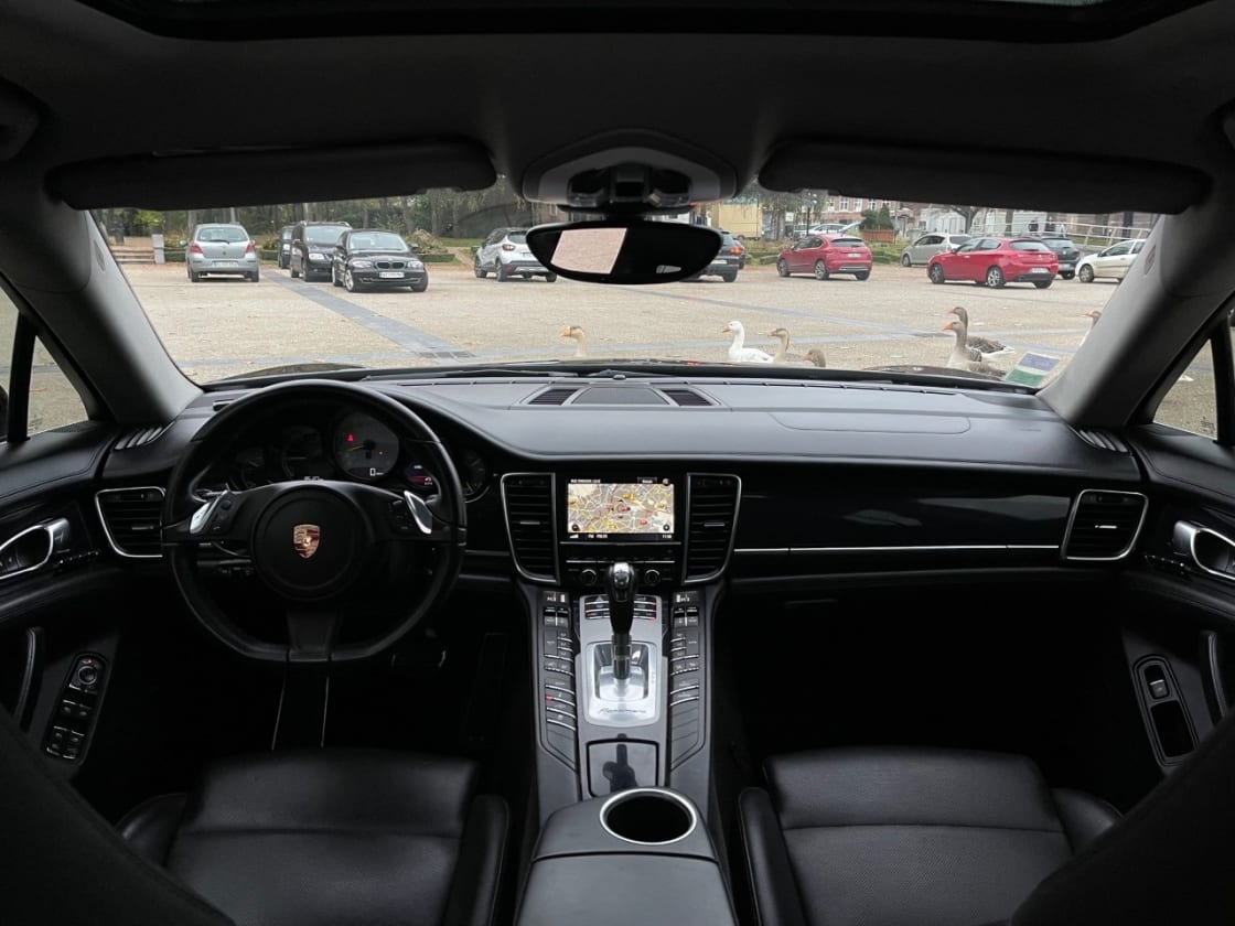 photos TRES BELLE PORSCHE PANAMERA 3.0 4S V6 PDK E-HYBRID GPS PRO-TV-CUIR-CLIM-TOIT PANO-XENON-CAMERA360° 